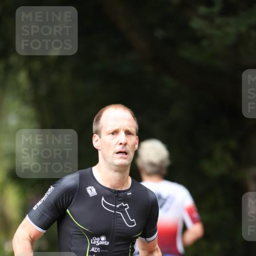 30.08.2026 - Elbe Triathlon Hamburg Antke Förster http://msf.ph/oto/10095157 30.08.2026 09:49:37 Laufen 192 meine-sportfotos.de