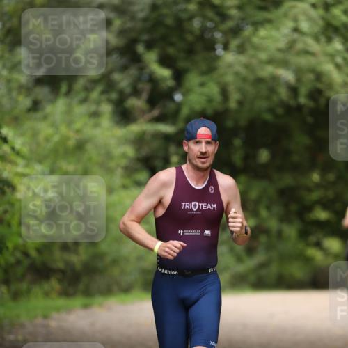 30.08.2026 - Elbe Triathlon Hamburg Antke Förster http://msf.ph/oto/10095161 30.08.2026 09:49:52 Laufen  meine-sportfotos.de