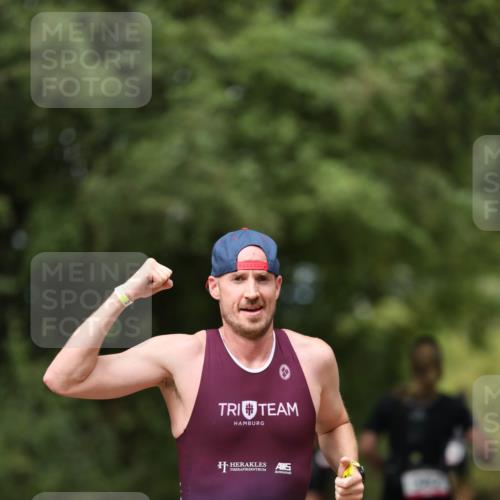 30.08.2026 - Elbe Triathlon Hamburg Antke Förster http://msf.ph/oto/10095165 30.08.2026 09:49:53 Laufen  meine-sportfotos.de