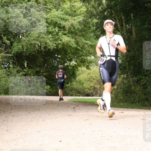 30.08.2026 - Elbe Triathlon Hamburg Antke Förster http://msf.ph/oto/10095208 30.08.2026 10:00:46 Laufen 368 meine-sportfotos.de