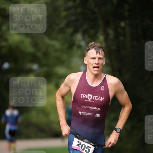 30.08.2026 - Elbe Triathlon Hamburg Antke Förster http://msf.ph/oto/10095223 30.08.2026 09:52:39 Laufen 205 meine-sportfotos.de