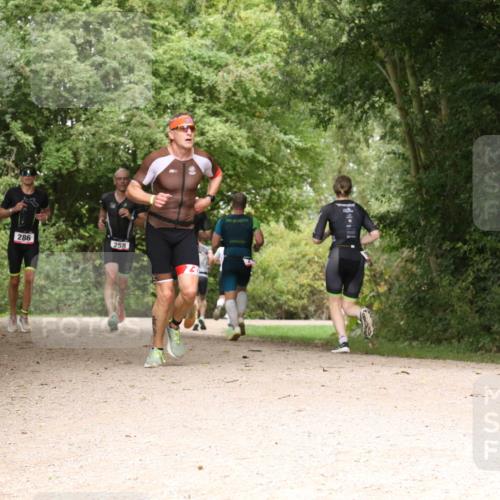 30.08.2026 - Elbe Triathlon Hamburg Antke Förster http://msf.ph/oto/10095226 30.08.2026 10:01:24 Laufen 286, 258 meine-sportfotos.de