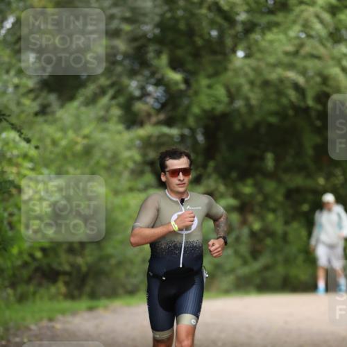 30.08.2026 - Elbe Triathlon Hamburg Antke Förster http://msf.ph/oto/10095249 30.08.2026 09:53:06 Laufen  meine-sportfotos.de