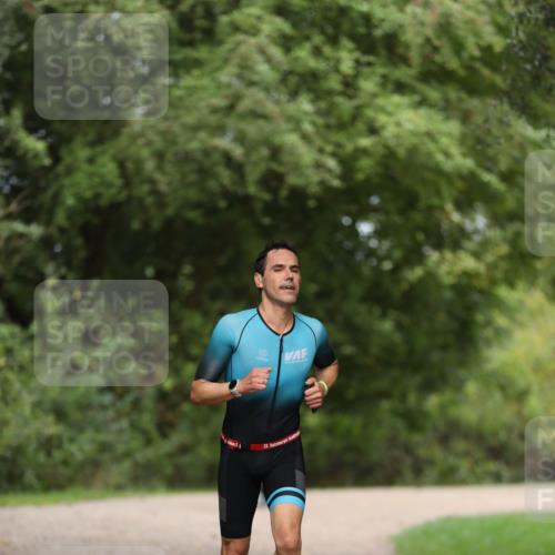 30.08.2026 - Elbe Triathlon Hamburg Antke Förster http://msf.ph/oto/10095281 30.08.2026 09:54:43 Laufen 22 meine-sportfotos.de