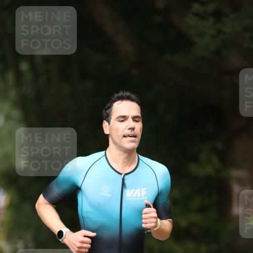 30.08.2026 - Elbe Triathlon Hamburg Antke Förster http://msf.ph/oto/10095287 30.08.2026 09:54:45 Laufen 20, 22 meine-sportfotos.de