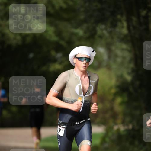 30.08.2026 - Elbe Triathlon Hamburg Antke Förster http://msf.ph/oto/10095405 30.08.2026 09:57:14 Laufen  meine-sportfotos.de
