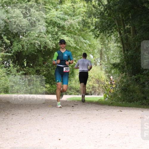 30.08.2026 - Elbe Triathlon Hamburg Antke Förster http://msf.ph/oto/10095426 30.08.2026 10:06:05 Laufen 351 meine-sportfotos.de