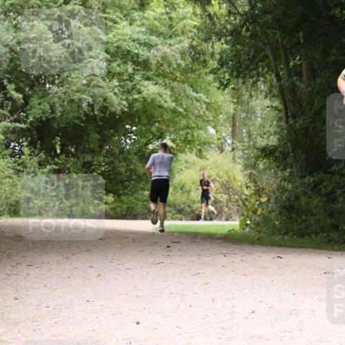 30.08.2026 - Elbe Triathlon Hamburg Antke Förster http://msf.ph/oto/10095432 30.08.2026 10:06:06 Laufen 351 meine-sportfotos.de