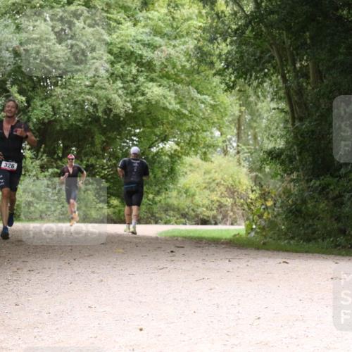 30.08.2026 - Elbe Triathlon Hamburg Antke Förster http://msf.ph/oto/10095438 30.08.2026 10:06:18 Laufen 326 meine-sportfotos.de