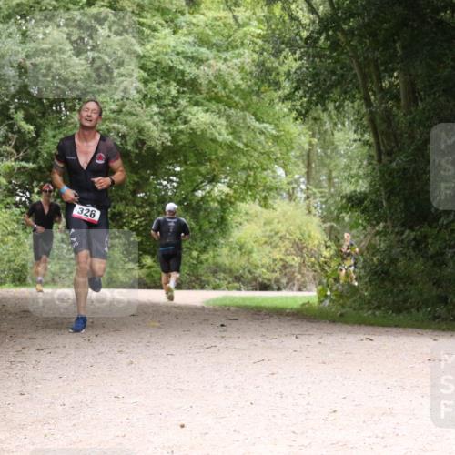 30.08.2026 - Elbe Triathlon Hamburg Antke Förster http://msf.ph/oto/10095442 30.08.2026 10:06:19 Laufen 326 meine-sportfotos.de
