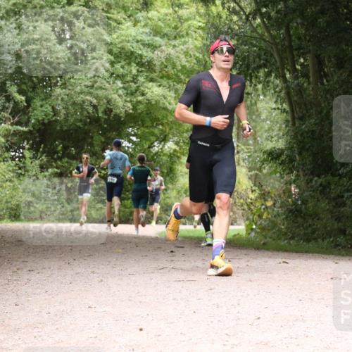 30.08.2026 - Elbe Triathlon Hamburg Antke Förster http://msf.ph/oto/10095454 30.08.2026 10:06:25 Laufen 20 meine-sportfotos.de