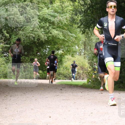 30.08.2026 - Elbe Triathlon Hamburg Antke Förster http://msf.ph/oto/10095464 30.08.2026 10:06:32 Laufen  meine-sportfotos.de