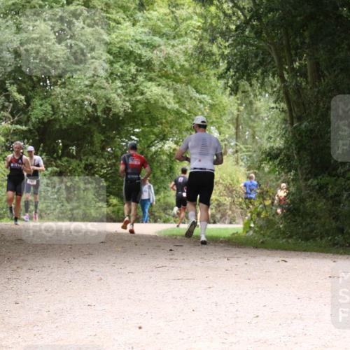 30.08.2026 - Elbe Triathlon Hamburg Antke Förster http://msf.ph/oto/10095472 30.08.2026 10:06:36 Laufen 197 meine-sportfotos.de