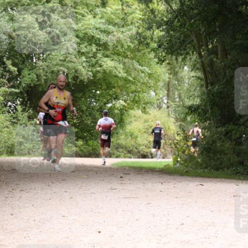 30.08.2026 - Elbe Triathlon Hamburg Antke Förster http://msf.ph/oto/10095486 30.08.2026 10:06:50 Laufen 3 meine-sportfotos.de