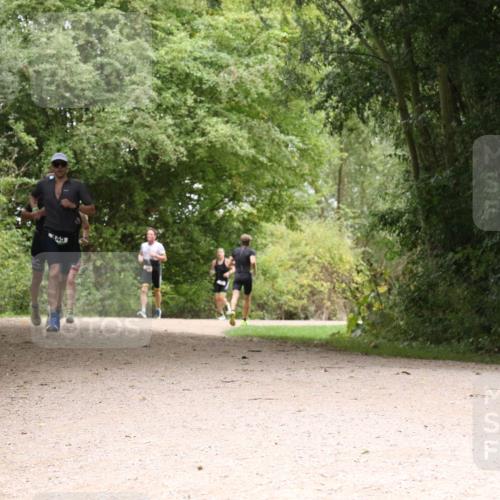 30.08.2026 - Elbe Triathlon Hamburg Antke Förster http://msf.ph/oto/10095530 30.08.2026 10:07:44 Laufen 145 meine-sportfotos.de
