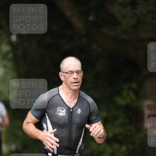 30.08.2026 - Elbe Triathlon Hamburg Antke Förster http://msf.ph/oto/10095541 30.08.2026 10:01:28 Laufen 750, 1, 258, 0 meine-sportfotos.de