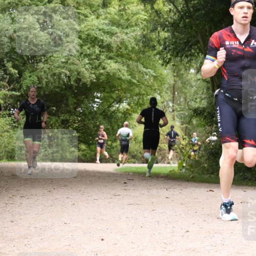 30.08.2026 - Elbe Triathlon Hamburg Antke Förster http://msf.ph/oto/10095558 30.08.2026 10:08:02 Laufen  meine-sportfotos.de