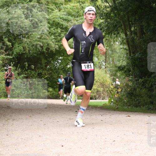 30.08.2026 - Elbe Triathlon Hamburg Antke Förster http://msf.ph/oto/10095568 30.08.2026 10:08:06 Laufen 181 meine-sportfotos.de