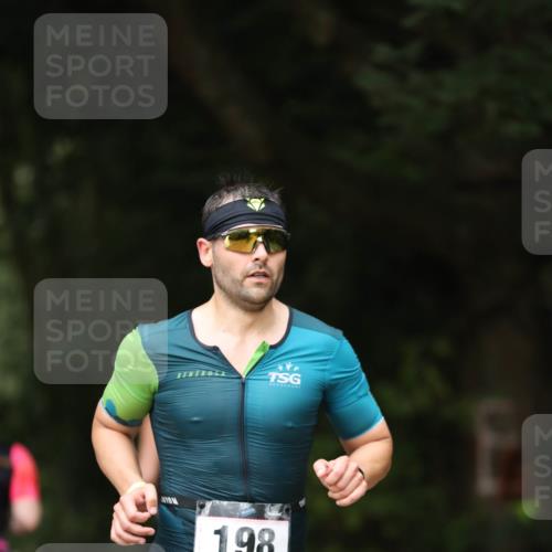 30.08.2026 - Elbe Triathlon Hamburg Antke Förster http://msf.ph/oto/10095583 30.08.2026 10:02:25 Laufen 114, 198 meine-sportfotos.de
