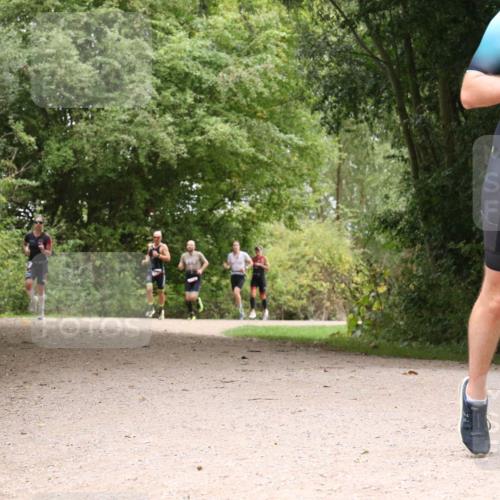 30.08.2026 - Elbe Triathlon Hamburg Antke Förster http://msf.ph/oto/10095590 30.08.2026 10:08:20 Laufen  meine-sportfotos.de