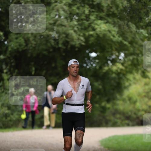 30.08.2026 - Elbe Triathlon Hamburg Antke Förster http://msf.ph/oto/10095597 30.08.2026 10:03:13 Laufen  meine-sportfotos.de