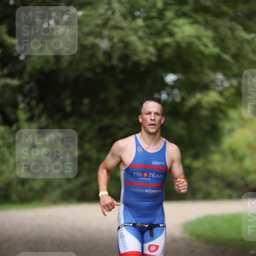30.08.2026 - Elbe Triathlon Hamburg Antke Förster http://msf.ph/oto/10095623 30.08.2026 10:03:46 Laufen  meine-sportfotos.de