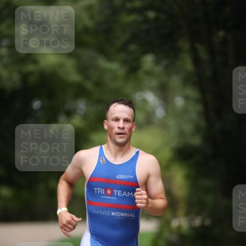 30.08.2026 - Elbe Triathlon Hamburg Antke Förster http://msf.ph/oto/10095625 30.08.2026 10:03:47 Laufen  meine-sportfotos.de