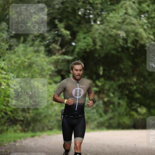 30.08.2026 - Elbe Triathlon Hamburg Antke Förster http://msf.ph/oto/10095645 30.08.2026 10:04:21 Laufen  meine-sportfotos.de