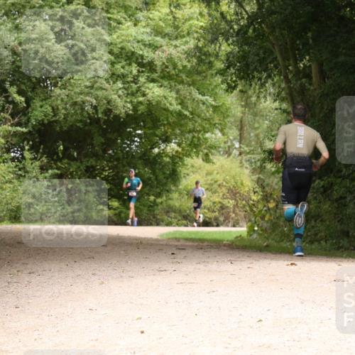 30.08.2026 - Elbe Triathlon Hamburg Antke Förster http://msf.ph/oto/10095688 30.08.2026 10:10:05 Laufen  meine-sportfotos.de