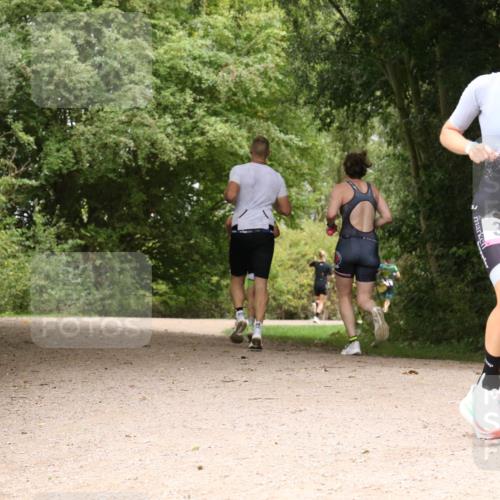 30.08.2026 - Elbe Triathlon Hamburg Antke Förster http://msf.ph/oto/10095702 30.08.2026 10:10:19 Laufen 366 meine-sportfotos.de