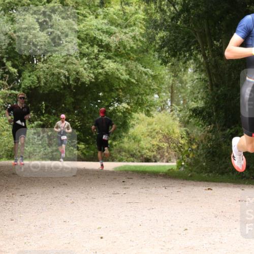 30.08.2026 - Elbe Triathlon Hamburg Antke Förster http://msf.ph/oto/10095714 30.08.2026 10:10:41 Laufen 231 meine-sportfotos.de