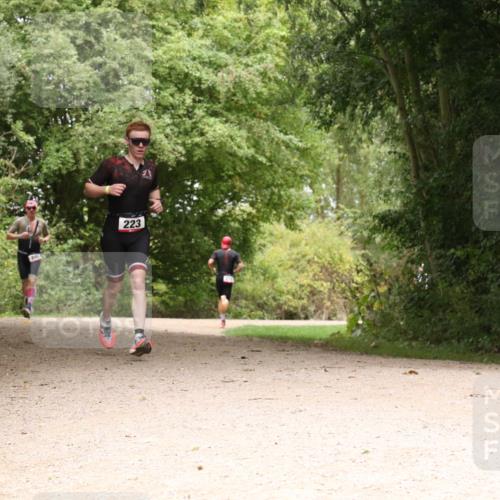 30.08.2026 - Elbe Triathlon Hamburg Antke Förster http://msf.ph/oto/10095718 30.08.2026 10:10:44 Laufen 223 meine-sportfotos.de