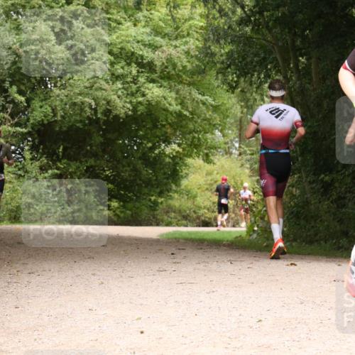 30.08.2026 - Elbe Triathlon Hamburg Antke Förster http://msf.ph/oto/10095724 30.08.2026 10:10:46 Laufen 245, 223 meine-sportfotos.de