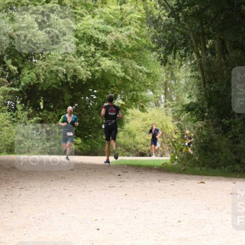 30.08.2026 - Elbe Triathlon Hamburg Antke Förster http://msf.ph/oto/10095750 30.08.2026 10:11:03 Laufen  meine-sportfotos.de