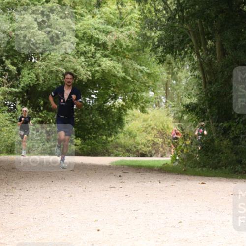 30.08.2026 - Elbe Triathlon Hamburg Antke Förster http://msf.ph/oto/10095762 30.08.2026 10:11:12 Laufen  meine-sportfotos.de