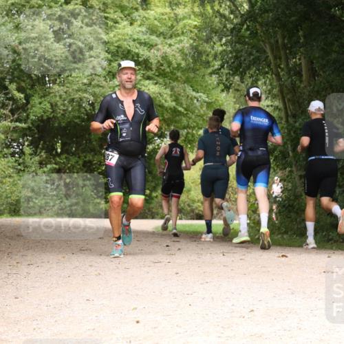 30.08.2026 - Elbe Triathlon Hamburg Antke Förster http://msf.ph/oto/10095826 30.08.2026 10:11:52 Laufen  meine-sportfotos.de