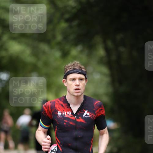 30.08.2026 - Elbe Triathlon Hamburg Antke Förster http://msf.ph/oto/10095861 30.08.2026 10:08:03 Laufen 40 meine-sportfotos.de