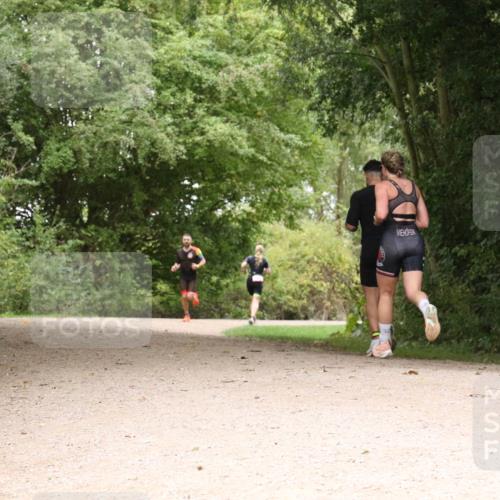 30.08.2026 - Elbe Triathlon Hamburg Antke Förster http://msf.ph/oto/10095864 30.08.2026 10:12:33 Laufen 85 meine-sportfotos.de