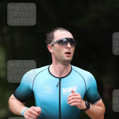 30.08.2026 - Elbe Triathlon Hamburg Antke Förster http://msf.ph/oto/10095895 30.08.2026 10:08:20 Laufen  meine-sportfotos.de