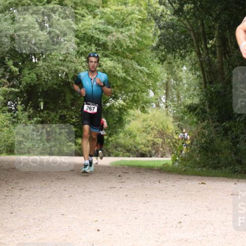 30.08.2026 - Elbe Triathlon Hamburg Antke Förster http://msf.ph/oto/10095902 30.08.2026 10:13:05 Laufen 267 meine-sportfotos.de