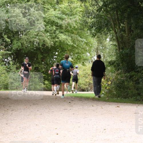 30.08.2026 - Elbe Triathlon Hamburg Antke Förster http://msf.ph/oto/10095916 30.08.2026 10:13:21 Laufen  meine-sportfotos.de