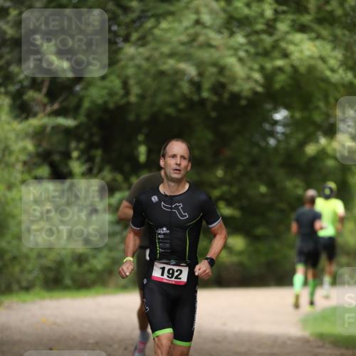 30.08.2026 - Elbe Triathlon Hamburg Antke Förster http://msf.ph/oto/10095967 30.08.2026 10:09:47 Laufen 192 meine-sportfotos.de