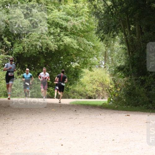 30.08.2026 - Elbe Triathlon Hamburg Antke Förster http://msf.ph/oto/10096006 30.08.2026 10:15:14 Laufen 369 meine-sportfotos.de