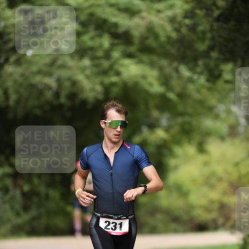 30.08.2026 - Elbe Triathlon Hamburg Antke Förster http://msf.ph/oto/10096013 30.08.2026 10:10:40 Laufen 231 meine-sportfotos.de