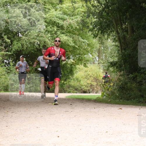 30.08.2026 - Elbe Triathlon Hamburg Antke Förster http://msf.ph/oto/10096036 30.08.2026 10:15:35 Laufen  meine-sportfotos.de