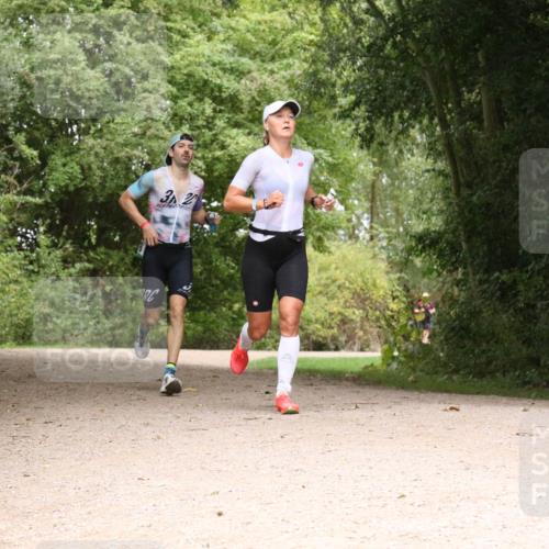 30.08.2026 - Elbe Triathlon Hamburg Antke Förster http://msf.ph/oto/10096046 30.08.2026 10:15:39 Laufen 32 meine-sportfotos.de