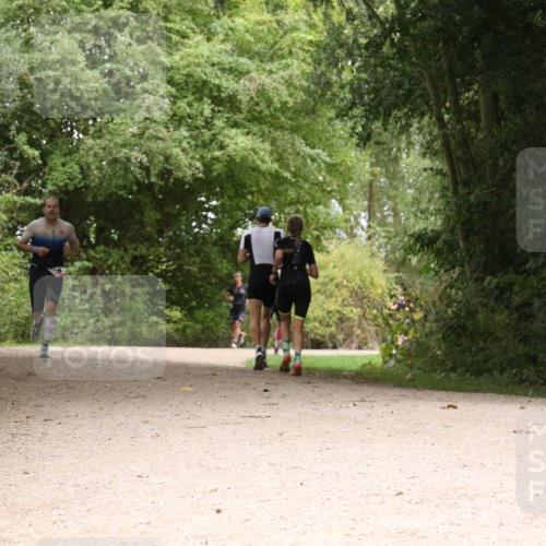 30.08.2026 - Elbe Triathlon Hamburg Antke Förster http://msf.ph/oto/10096068 30.08.2026 10:15:58 Laufen 432 meine-sportfotos.de