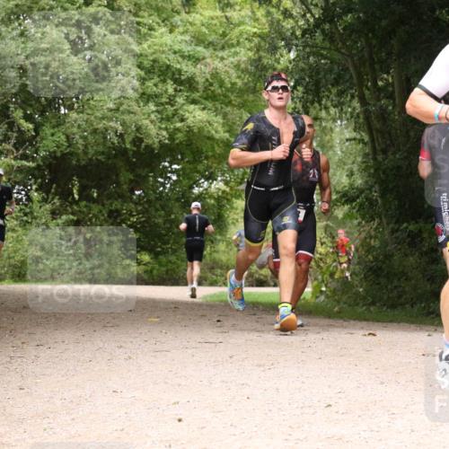 30.08.2026 - Elbe Triathlon Hamburg Antke Förster http://msf.ph/oto/10096104 30.08.2026 10:16:20 Laufen  meine-sportfotos.de
