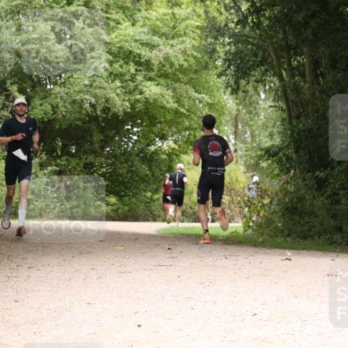 30.08.2026 - Elbe Triathlon Hamburg Antke Förster http://msf.ph/oto/10096110 30.08.2026 10:16:22 Laufen  meine-sportfotos.de