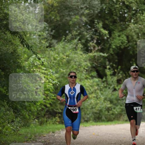 30.08.2026 - Elbe Triathlon Hamburg Antke Förster http://msf.ph/oto/10096137 30.08.2026 10:12:03 Laufen 90, 412 meine-sportfotos.de